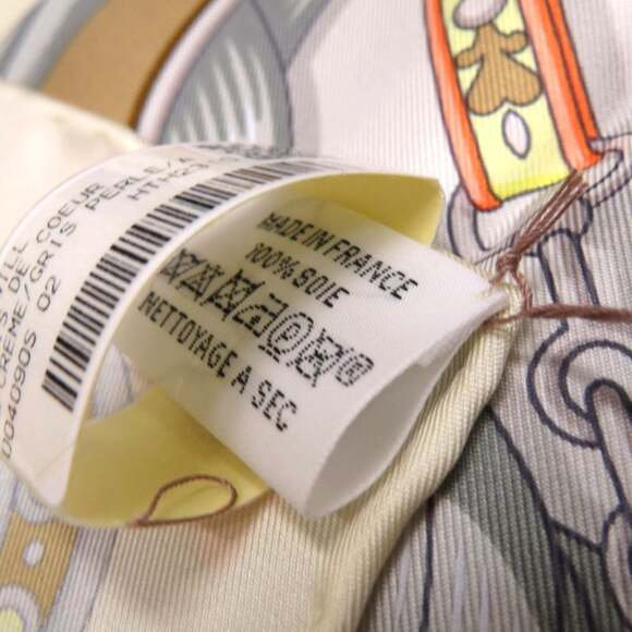 HERMES Silk Scarf - Picture 4 of 4